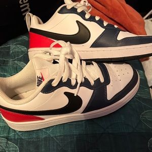 Nike shoes! Barley worn.